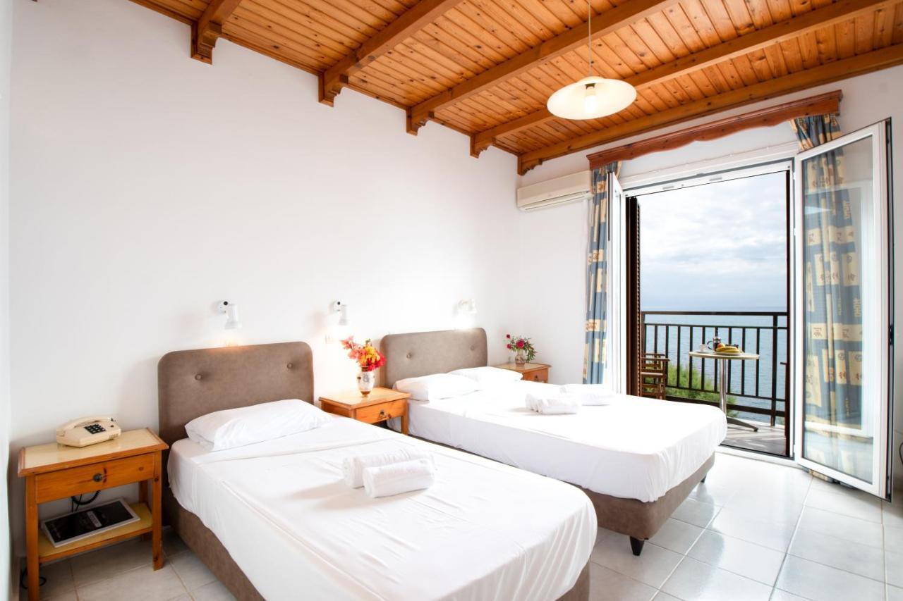 Hotel Korakakis Beach Foinikounda Extérieur photo